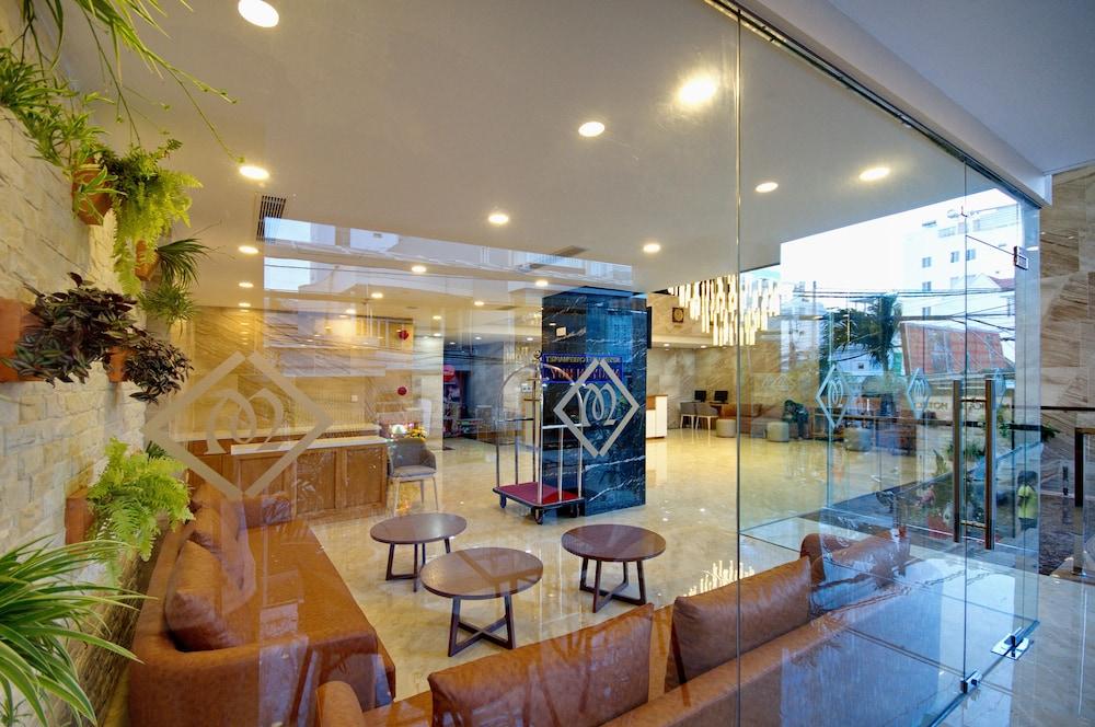 Gibson Hotel Нячанг Екстер'єр фото