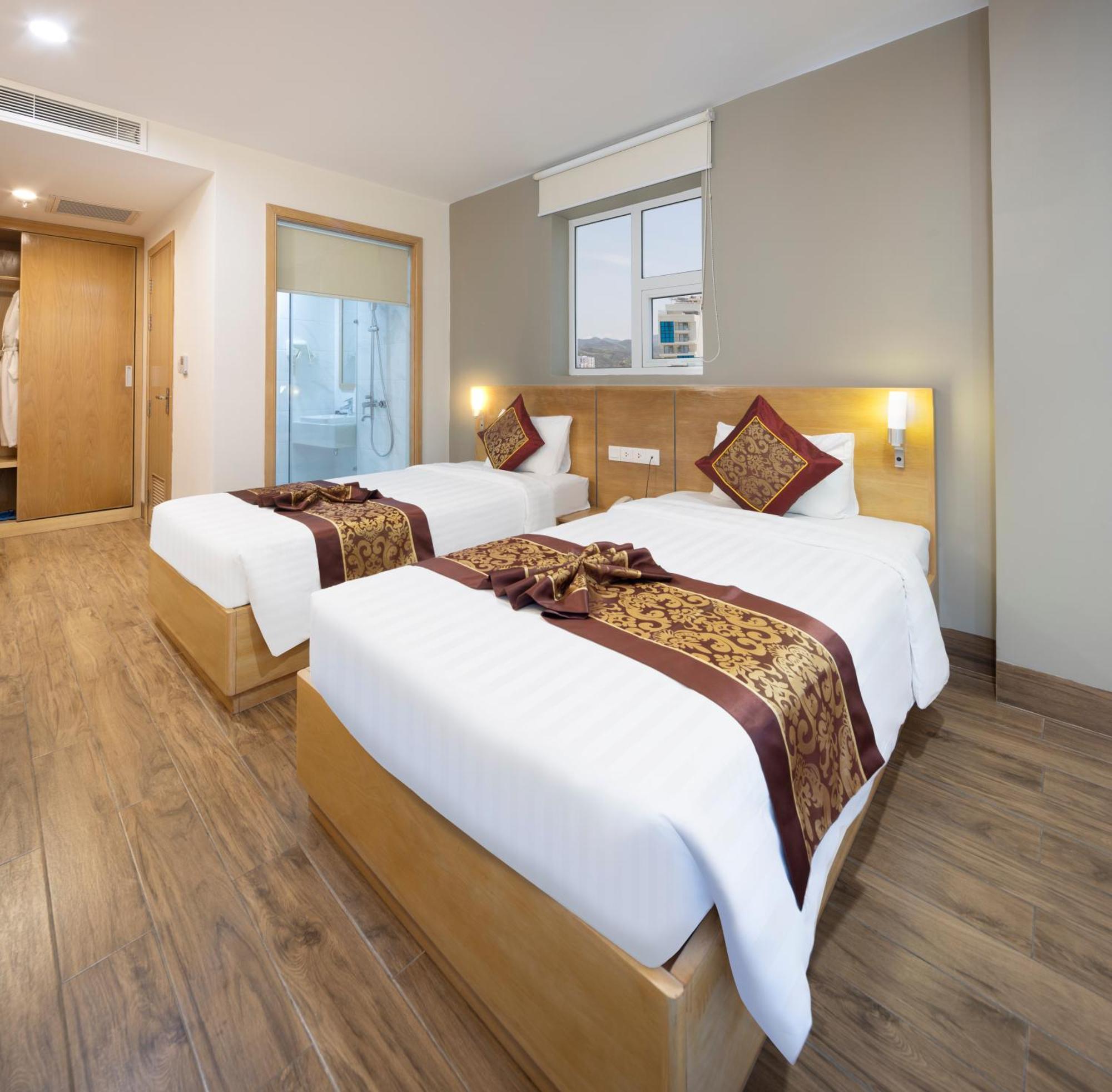 Gibson Hotel Нячанг Екстер'єр фото
