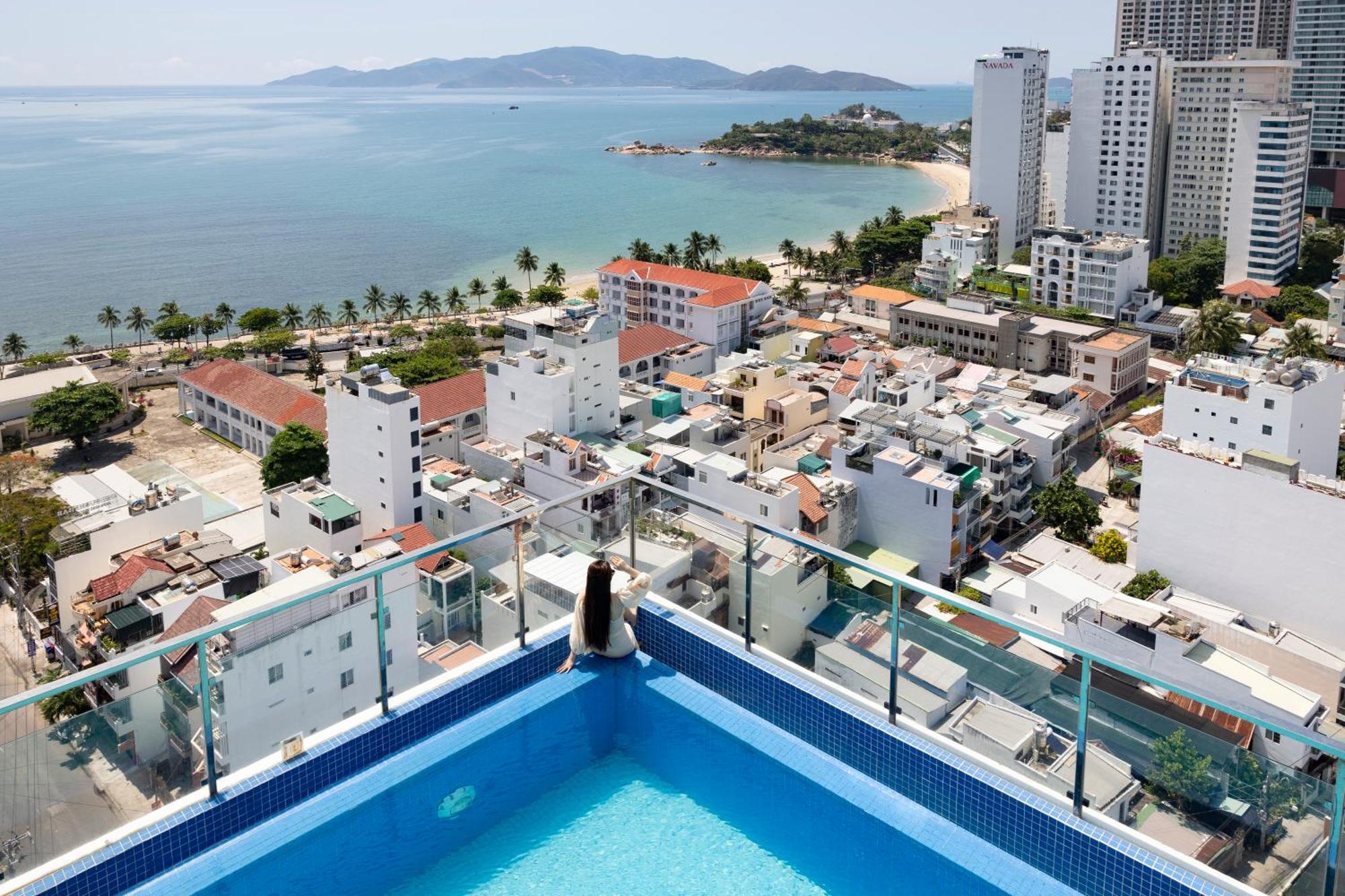 Gibson Hotel Нячанг Екстер'єр фото